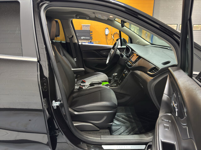 2022 Buick Encore in Burlington, WI 53105 - 18111359 18