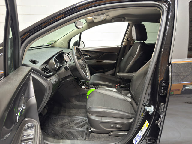 2022 Buick Encore in Burlington, WI 53105 - 18111359 14