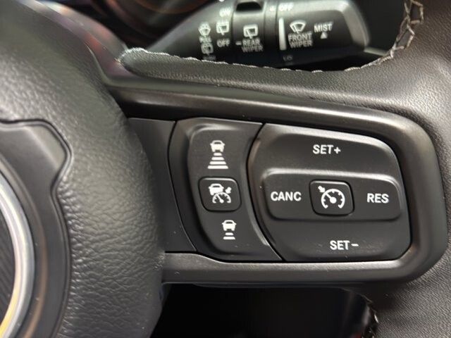 2025 Jeep Wrangler in Burlington, WI 53105 - 18111361 24