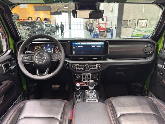 2025 Jeep Wrangler in Burlington, WI 53105 - 18111361 13