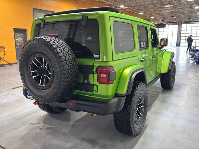 2025 Jeep Wrangler in Burlington, WI 53105 - 18111361 5