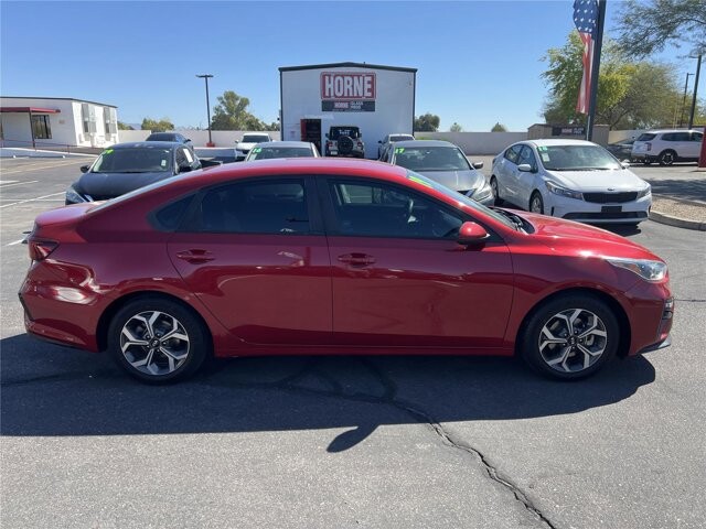 2019 Kia Forte in Mesa, AZ 85212 - 18111364 4