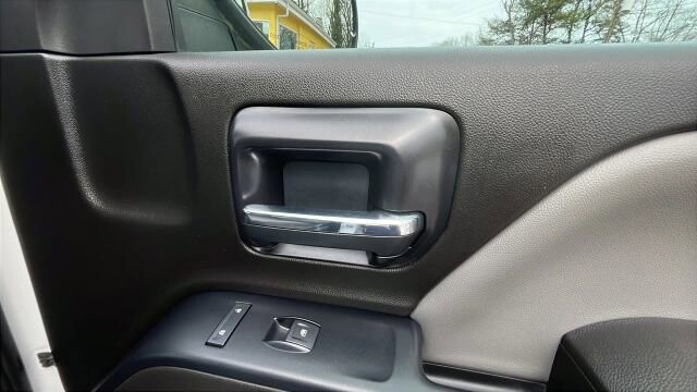 2014 Chevrolet Silverado 1500 in Greenville, SC 29607 - 18111365 16