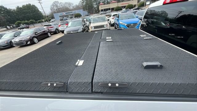 2014 Chevrolet Silverado 1500 in Greenville, SC 29607 - 18111365 24