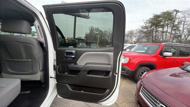 2014 Chevrolet Silverado 1500 in Greenville, SC 29607 - 18111365 20