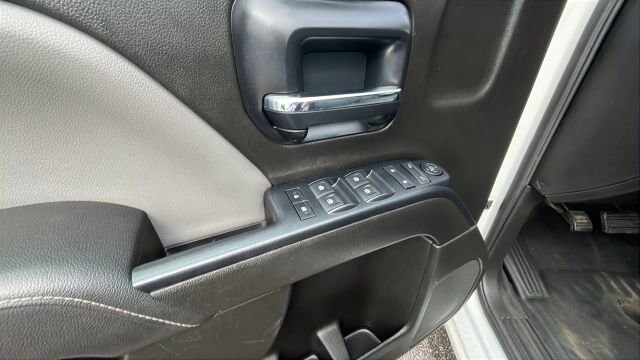 2014 Chevrolet Silverado 1500 in Greenville, SC 29607 - 18111365 30