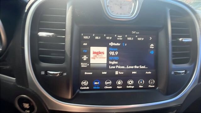 2018 Chrysler 300 in Greenville, SC 29607 - 18111366 43