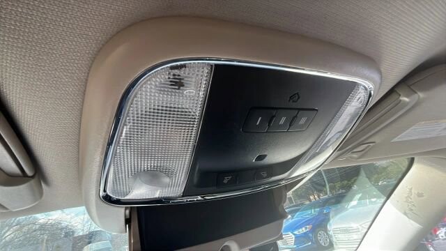 2018 Chrysler 300 in Greenville, SC 29607 - 18111366 49