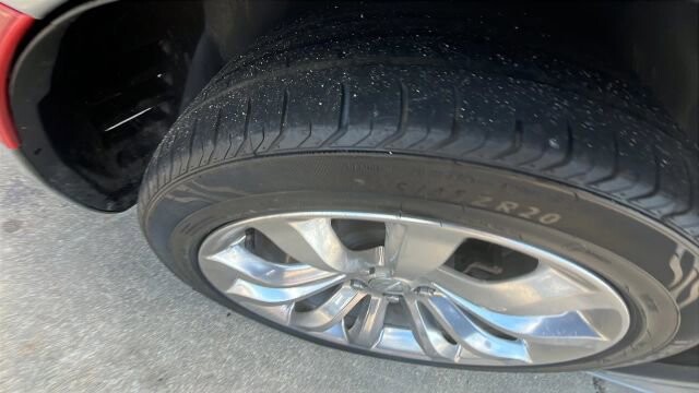 2018 Chrysler 300 in Greenville, SC 29607 - 18111366 10