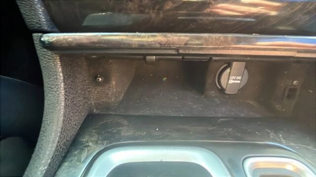 2018 Chrysler 300 in Greenville, SC 29607 - 18111366 40