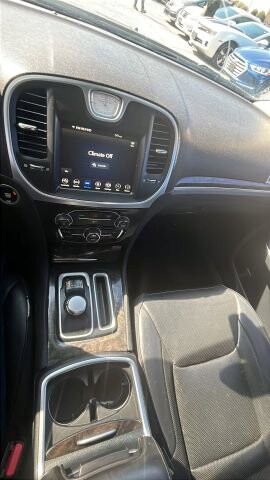 2018 Chrysler 300 in Greenville, SC 29607 - 18111366 37