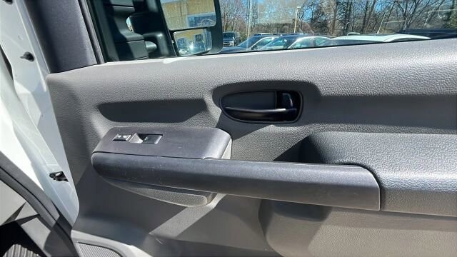 2017 Nissan NV in Greenville, SC 29607 - 18111367 17