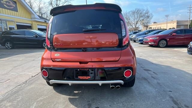 2018 Kia Soul in Greenville, SC 29607 - 18111368 4