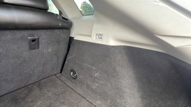 2016 Cadillac SRX in Greenville, SC 29607 - 18111370 27