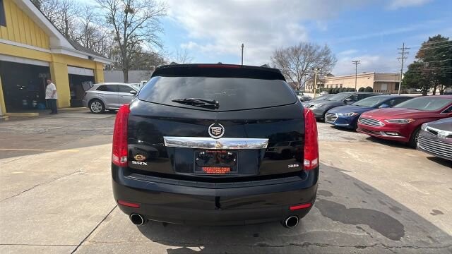 2016 Cadillac SRX in Greenville, SC 29607 - 18111370 4