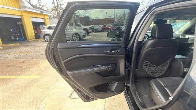 2016 Cadillac SRX in Greenville, SC 29607 - 18111370 29