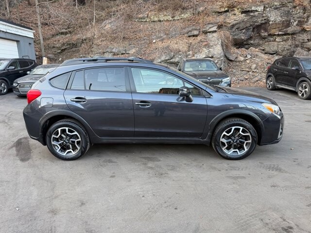 2016 Subaru Crosstrek in Pottsville, PA 17901 - 18111382 6