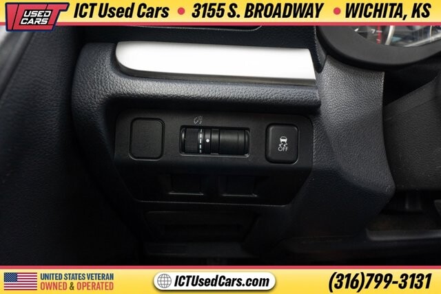 2018 Subaru Forester in Wichita, KS 67216 - 18111391 12
