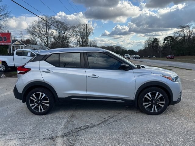 2019 Nissan Kicks in Flowery Branch, GA 30542 - 18111394 4