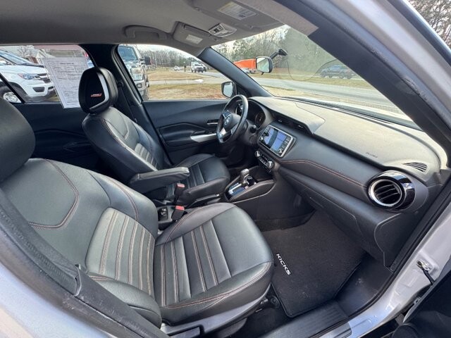 2019 Nissan Kicks in Flowery Branch, GA 30542 - 18111394 7