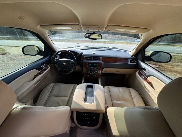 2007 Chevrolet Tahoe in Flowery Branch, GA 30542 - 18111395 9