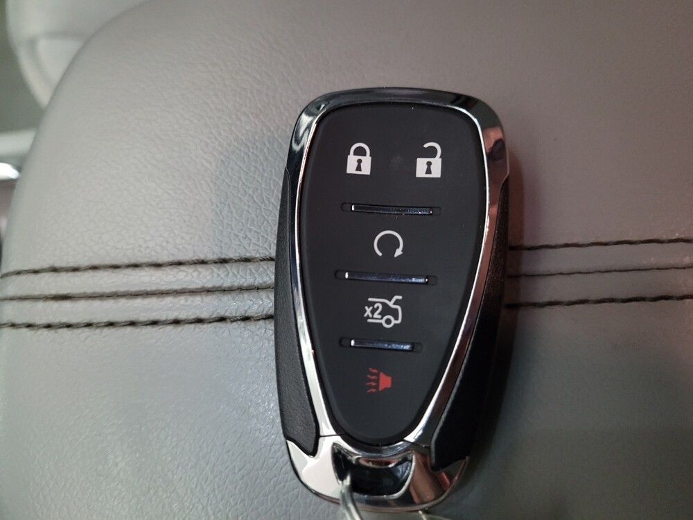 2022 Chevrolet Malibu in Montclair, CA 91763 - 18111408 32