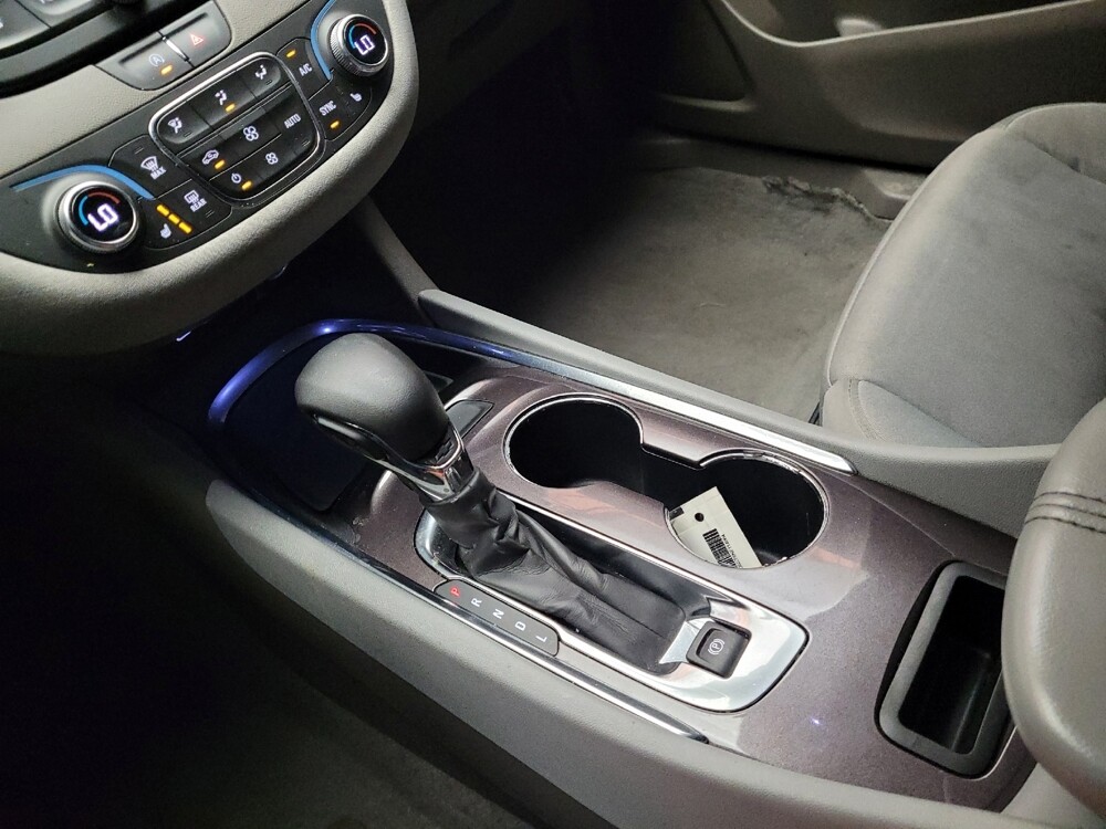 2022 Chevrolet Malibu in Montclair, CA 91763 - 18111408 26