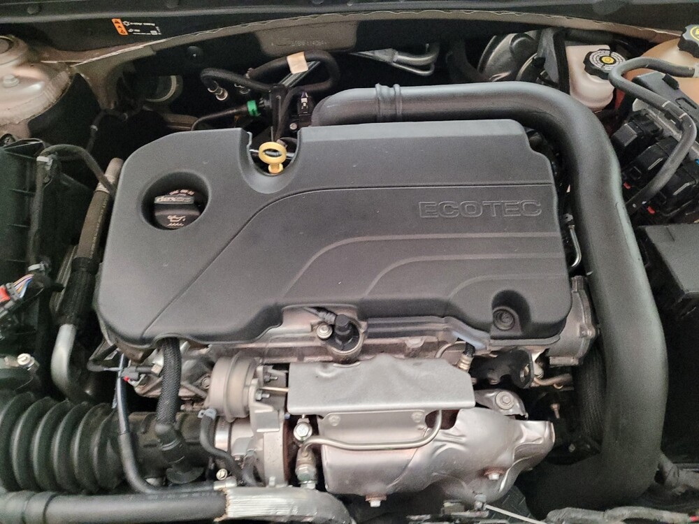 2022 Chevrolet Malibu in Montclair, CA 91763 - 18111408 30