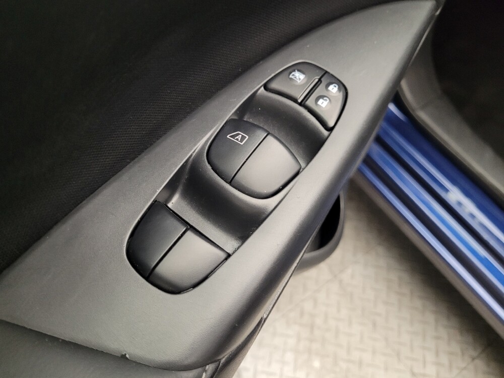 2017 Nissan Sentra in Riverside, CA 92504 - 18111409 27