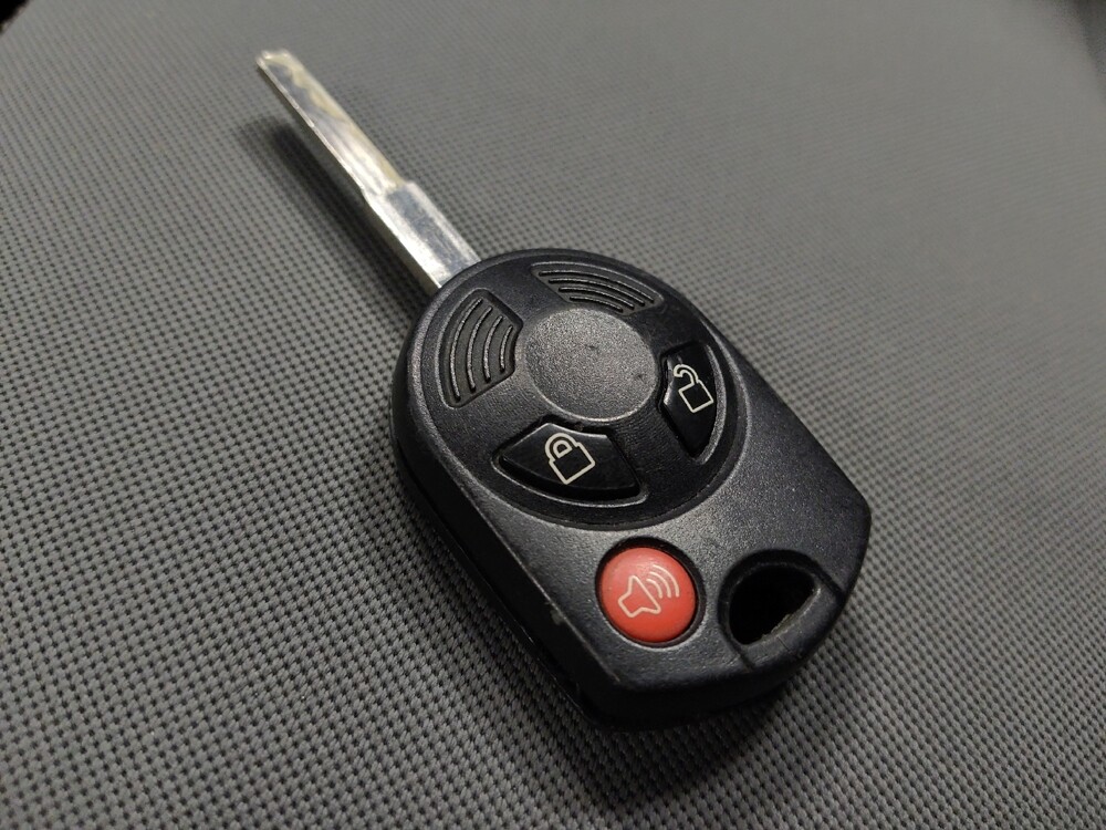 2014 Ford Escape in Chandler, AZ 85225 - 18111412 32