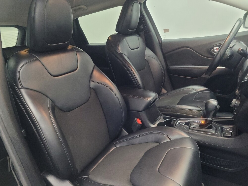 2019 Jeep Cherokee in Columbus, GA 31909 - 18111425 21