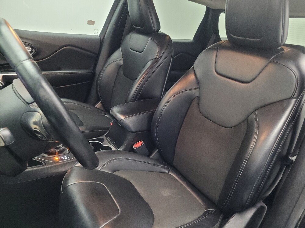 2019 Jeep Cherokee in Columbus, GA 31909 - 18111425 17