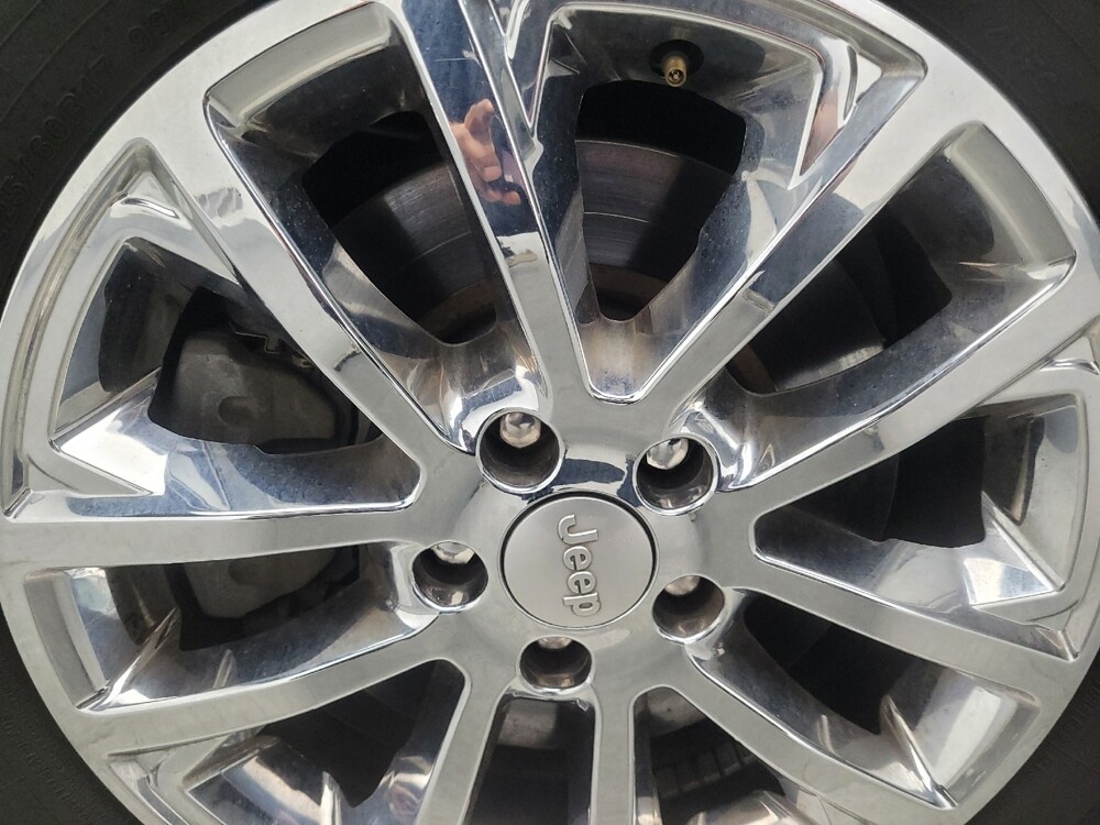 2019 Jeep Cherokee in Columbus, GA 31909 - 18111425 31