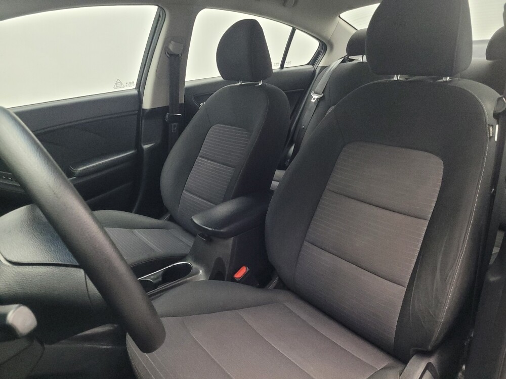 2017 Kia Forte in Macon, GA 31210 - 18111426 17