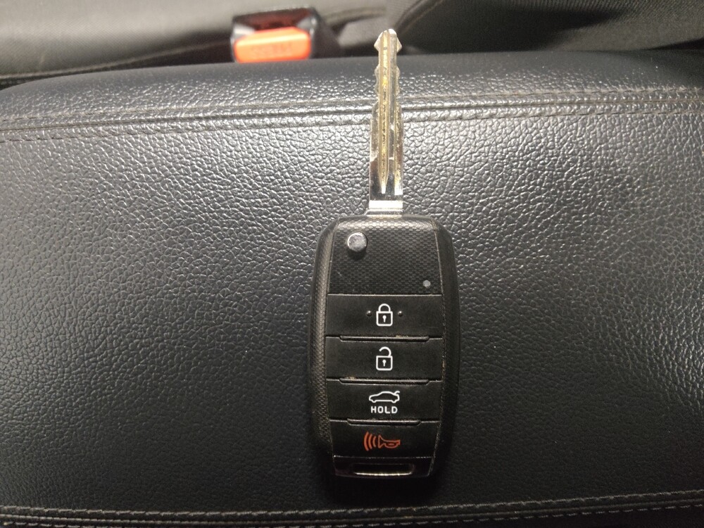 2017 Kia Forte in Macon, GA 31210 - 18111426 32