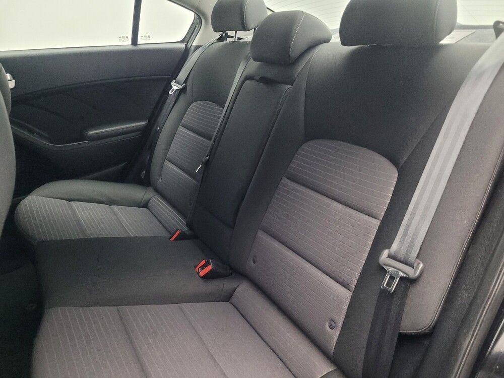 2017 Kia Forte in Macon, GA 31210 - 18111426 18