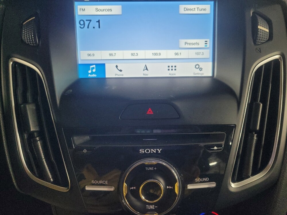 2016 Ford Focus in Union City, GA 30291 - 18111435 25