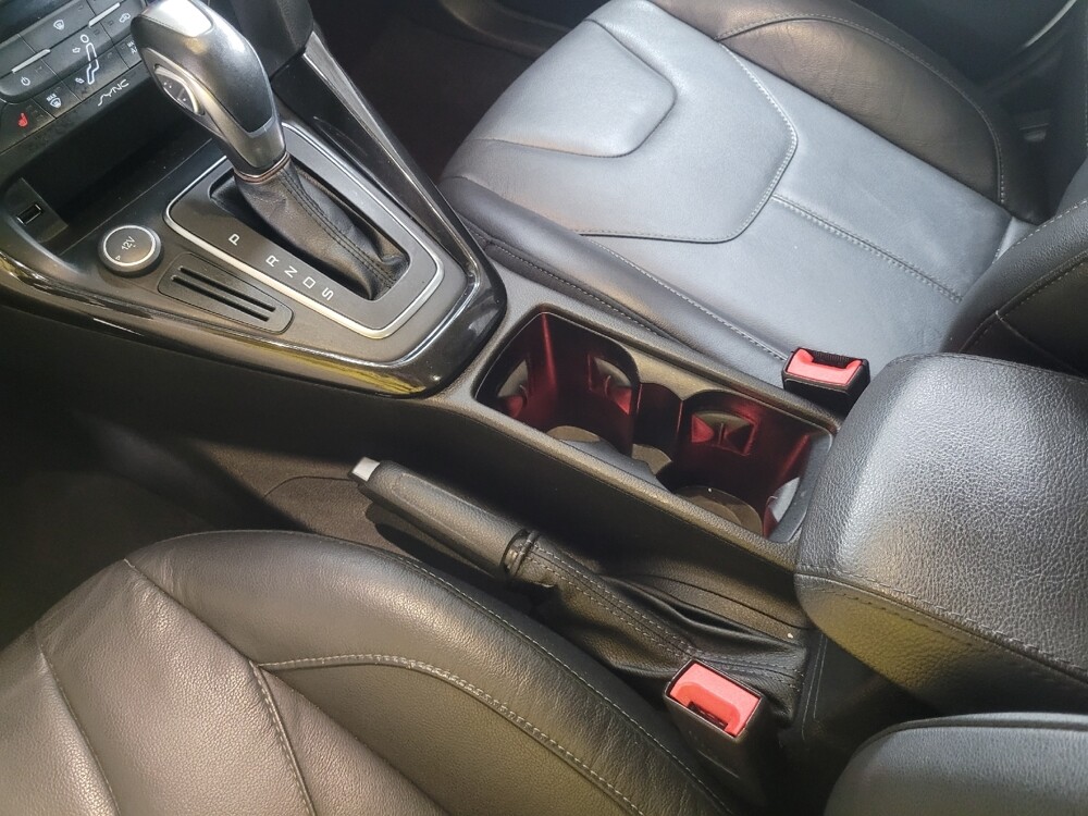 2016 Ford Focus in Union City, GA 30291 - 18111435 26