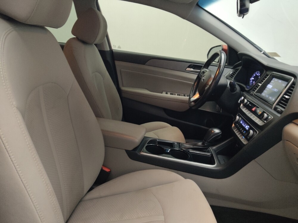 2019 Hyundai Sonata in Macon, GA 31210 - 18111440 21