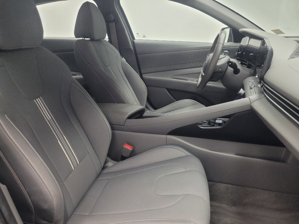2023 Hyundai Elantra in Highland, IN 46322 - 18111450 21