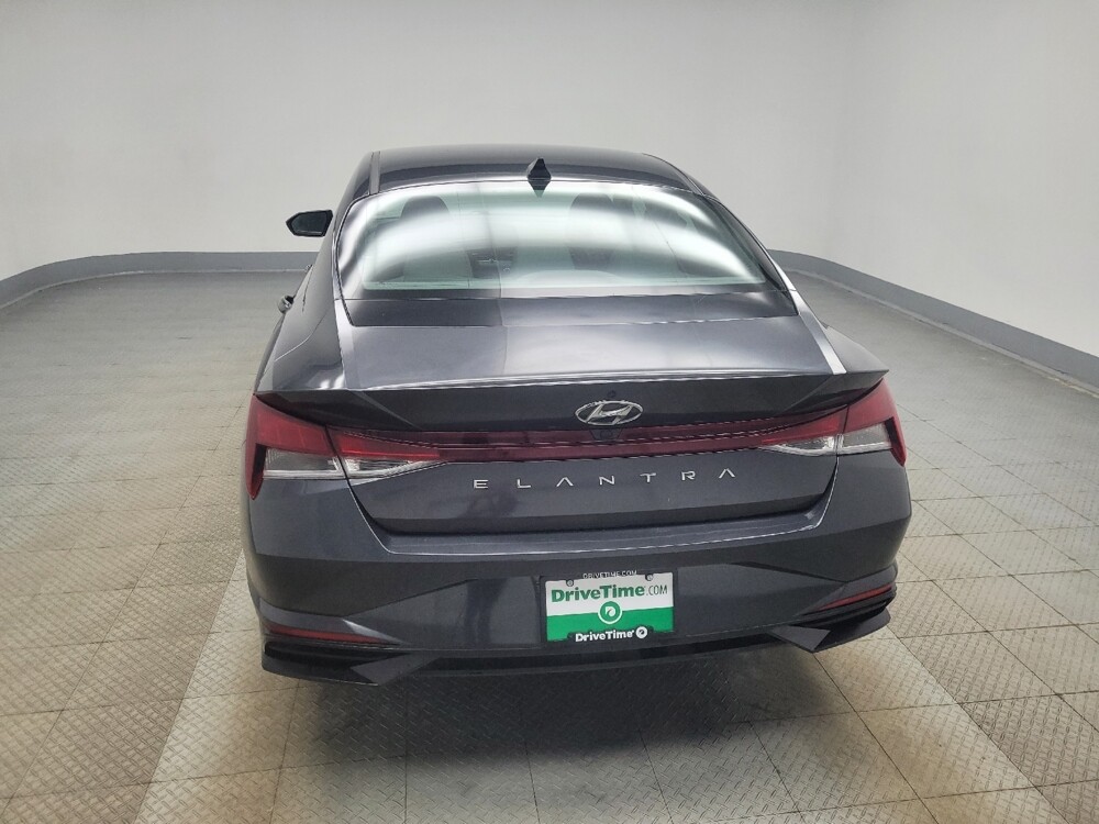 2023 Hyundai Elantra in Highland, IN 46322 - 18111450 6
