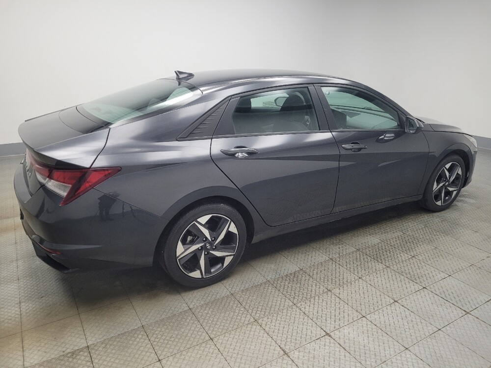 2023 Hyundai Elantra in Highland, IN 46322 - 18111450 10