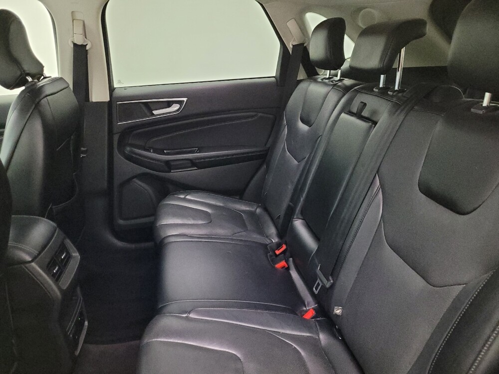 2017 Ford Edge in Glendale, AZ 85301 - 18111451 18