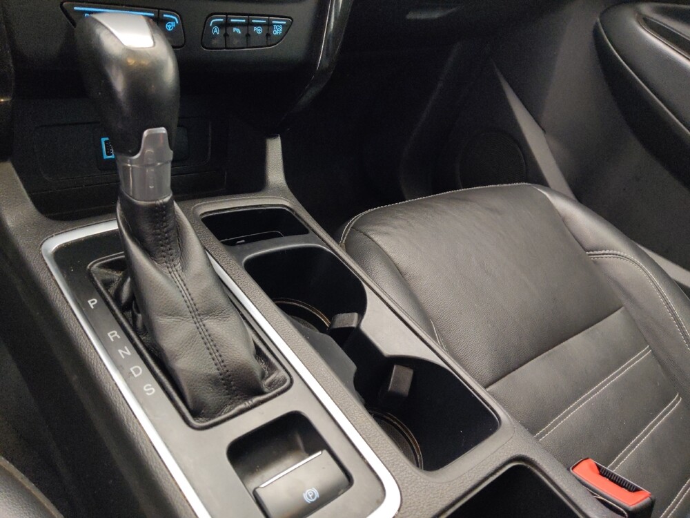 2018 Ford Escape in Glendale, AZ 85301 - 18111452 26