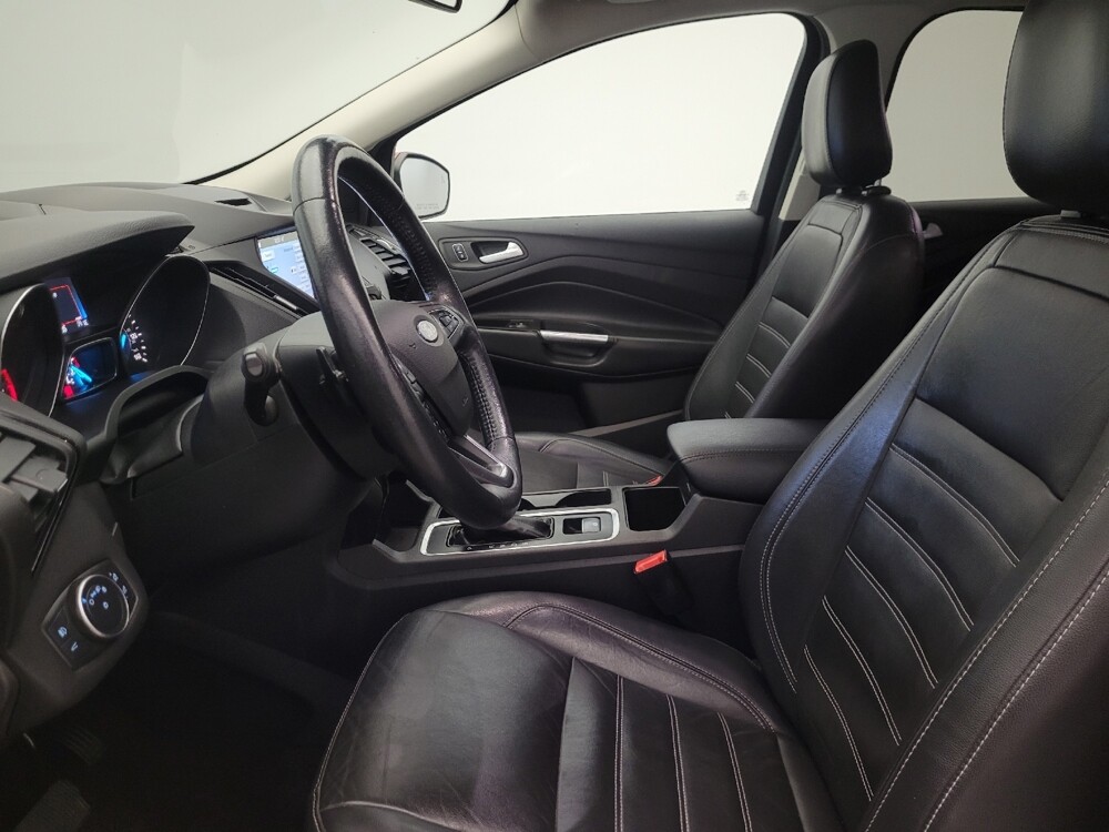 2018 Ford Escape in Glendale, AZ 85301 - 18111452 17