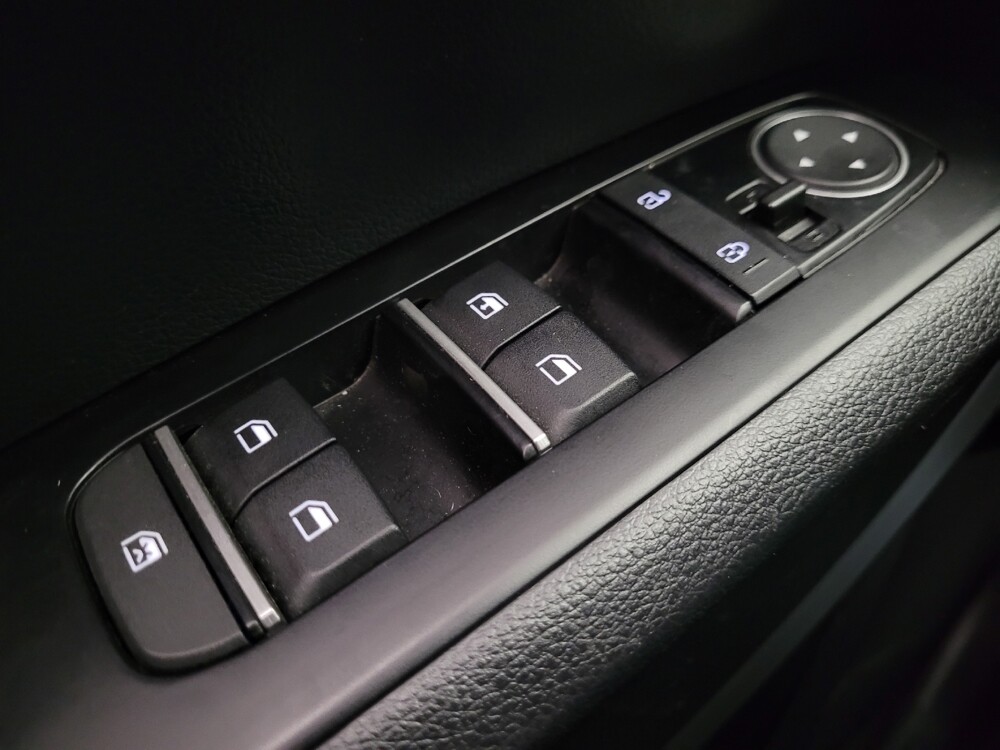 2023 Kia Soul in Glendale, AZ 85301 - 18111456 27