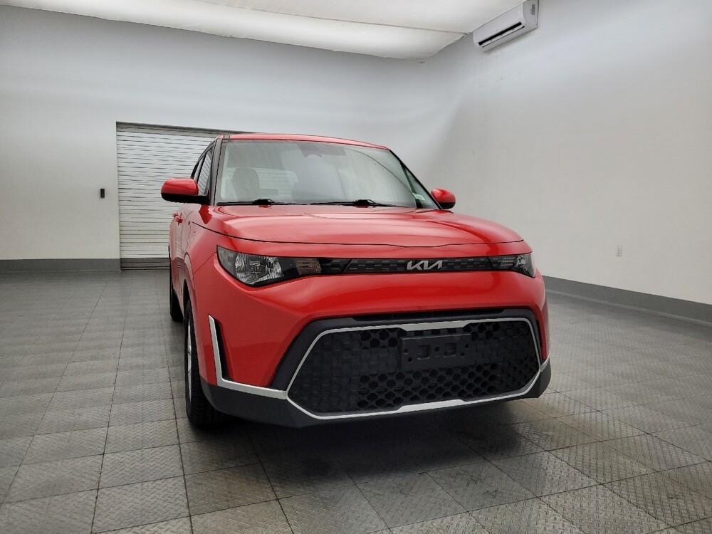 2023 Kia Soul in Glendale, AZ 85301 - 18111456 14