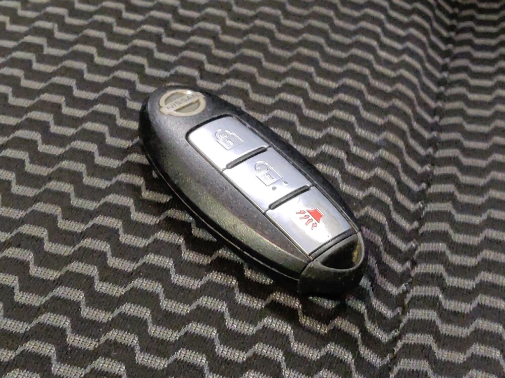 2016 Nissan Juke in Phoenix, AZ 85015 - 18111461 32