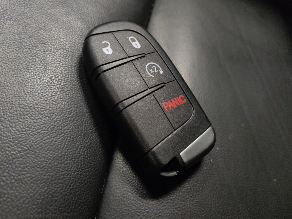 2022 Jeep Grand Cherokee in Chandler, AZ 85225 - 18111462 32