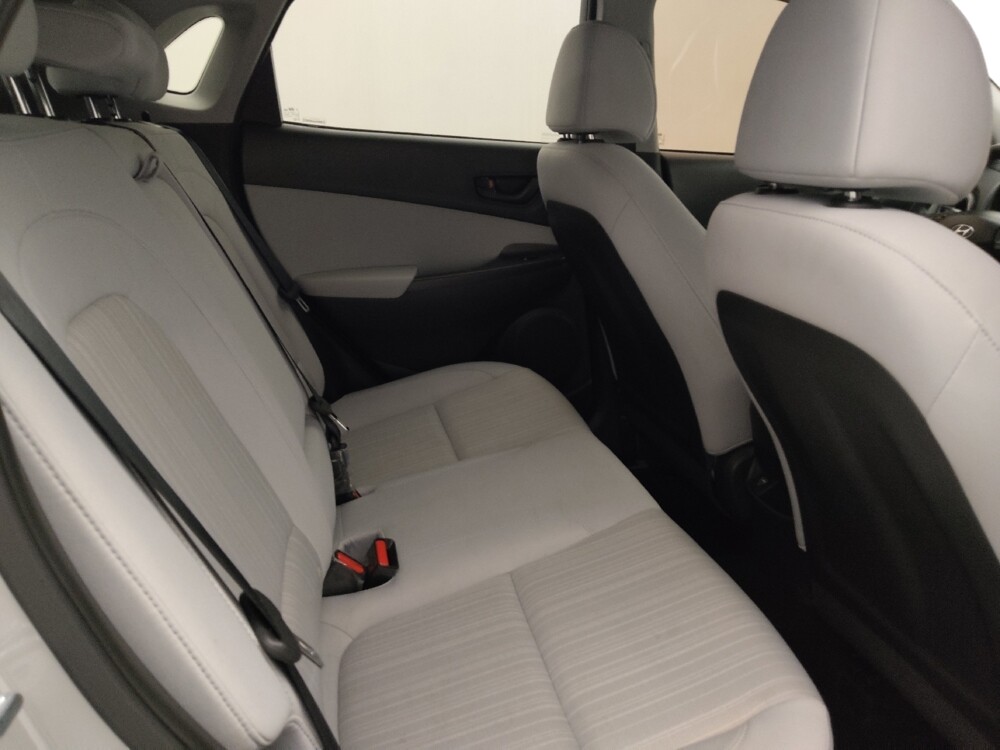 2023 Hyundai Kona in Clearwater, FL 33764 - 18111469 19